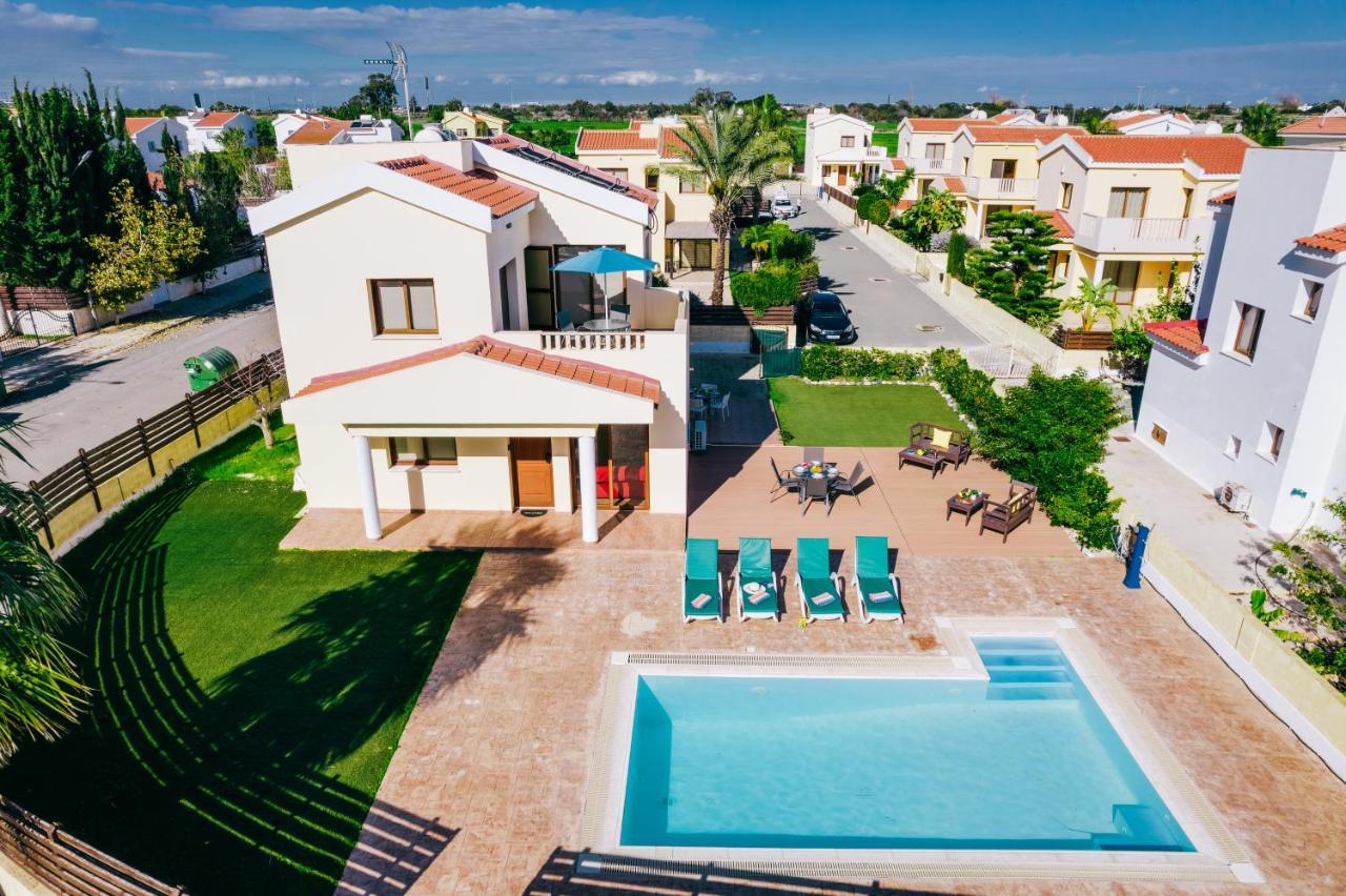 Villa Michelle - 3 Bed Villa With Private Pool And Gardens Agia Napa Exterior foto